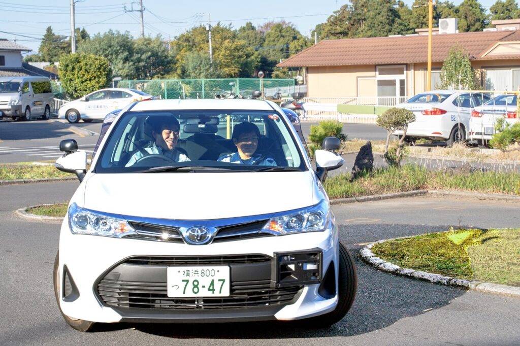 四輪企業運転研修